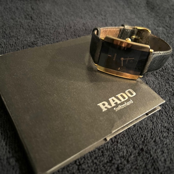 RADO MEN'S SAPPHIRE CRYSTAL WATCH, WATERSEALED, SWISS LUXURY BRAND - Picture 6 of 9